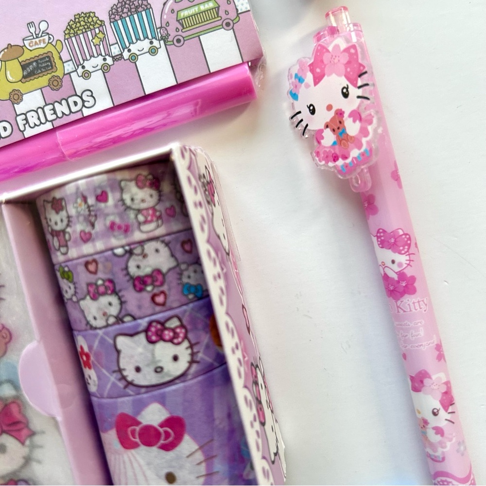 💖(HK366) Hello Kitty Adorable 10-Piece Stationery Bundle! - Picture 9 of 13